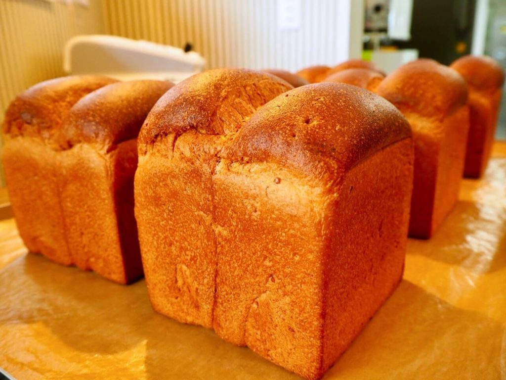 伊佐市 パン屋 やまびこの郷