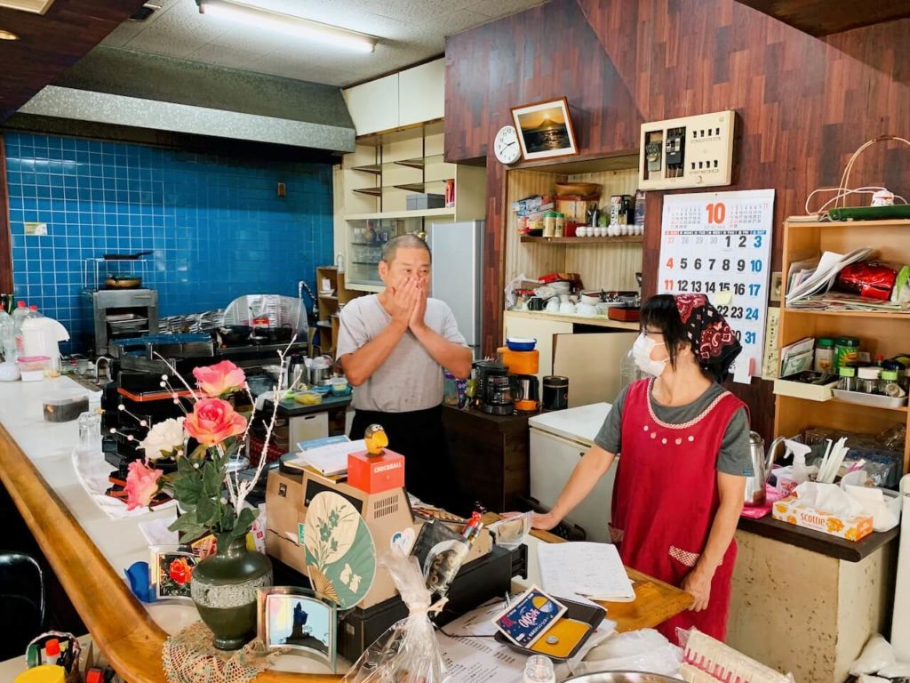 伊佐市_喫茶びっく_店内