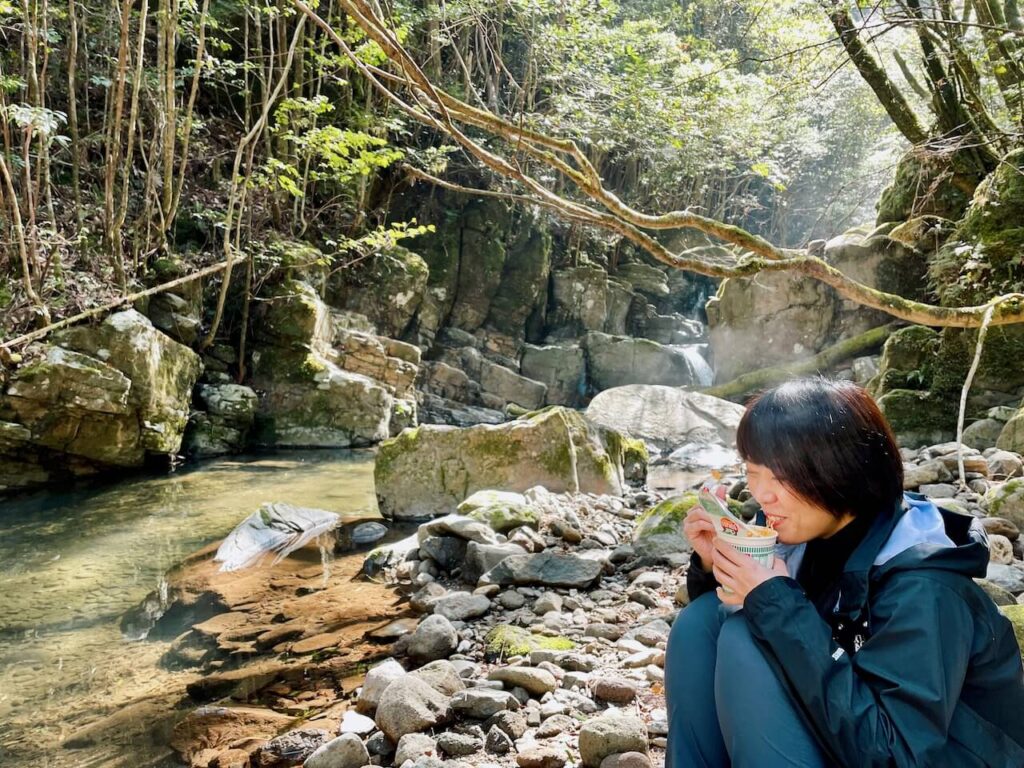 鹿児島県・熊本県・宮崎県の三県境_そばの川_昼食