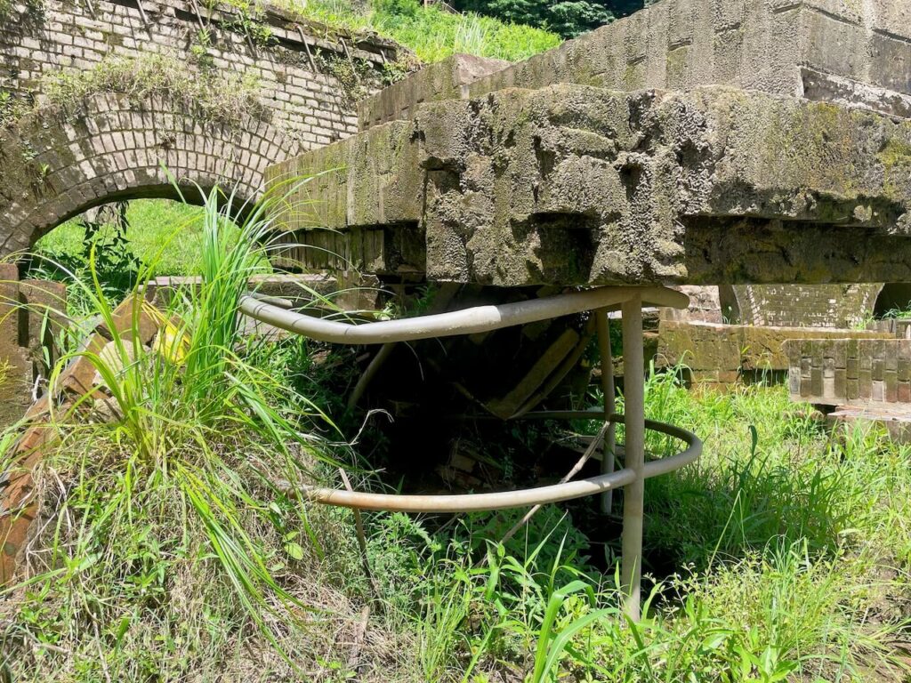 曽木発電所遺構_見学ツアー_中の様子