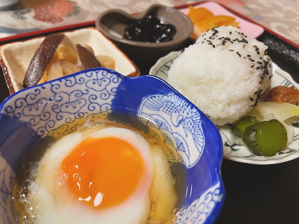 鹿児島県伊佐市_うどん蕎麦_柚子乃花_柚子の花_温泉卵