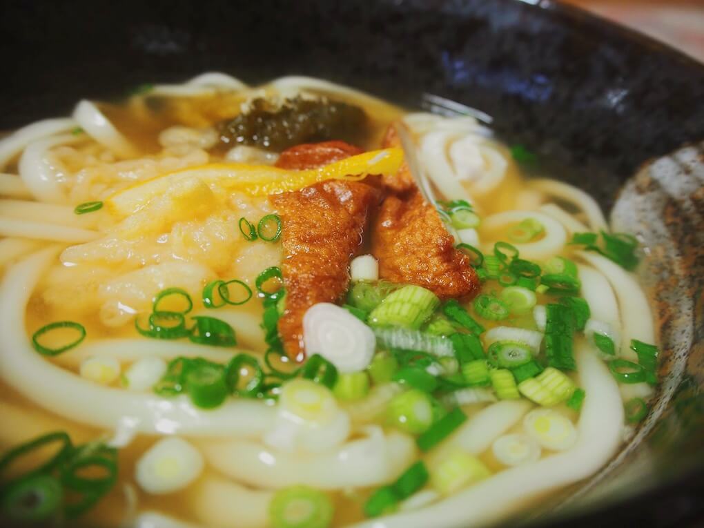 鹿児島県伊佐市_うどん蕎麦_柚子乃花_柚子の花_うどん