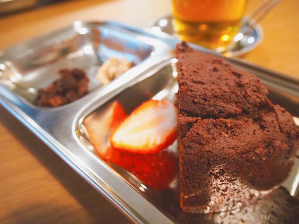 鹿児島県伊佐市_南インドカレー_スパイスカレー_南天竺屋（みなみてんじくや）_メニュー_ドリンクケーキセット