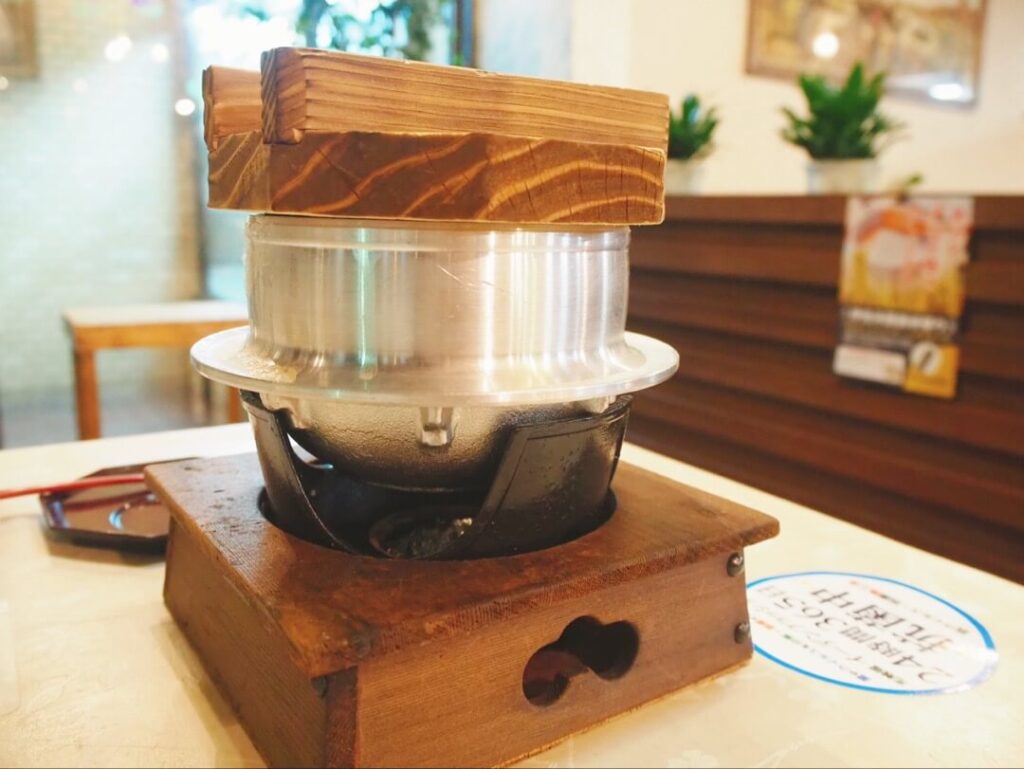 伊佐米膳_大口グリーンホテル レストラン風車_羽釜