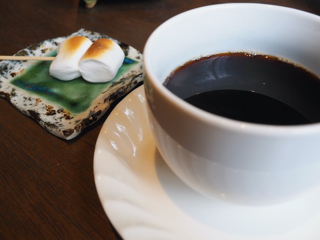 鹿児島県伊佐市_湯之尾温泉_早水荘_ランチ_食後のマシュマロとコーヒー